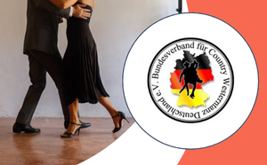 Country Westerntanz Deutschland e.V. Logo der Gesellschaft für Informatik in weißer Bubble, daneben Szene einer Frau, die Code am Computer schreibt